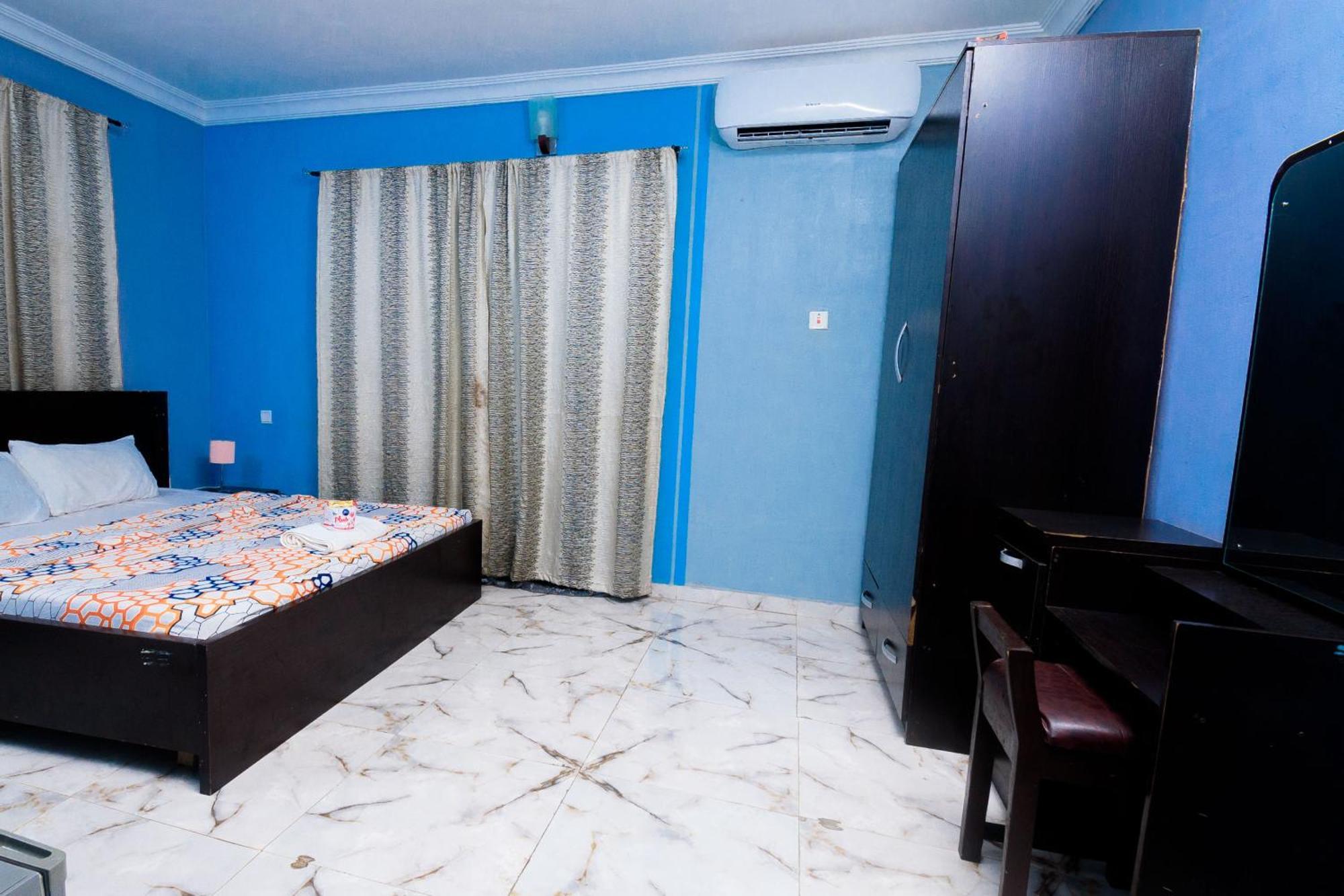 D'Tavern Apartment Ibadan Eksteriør bilde