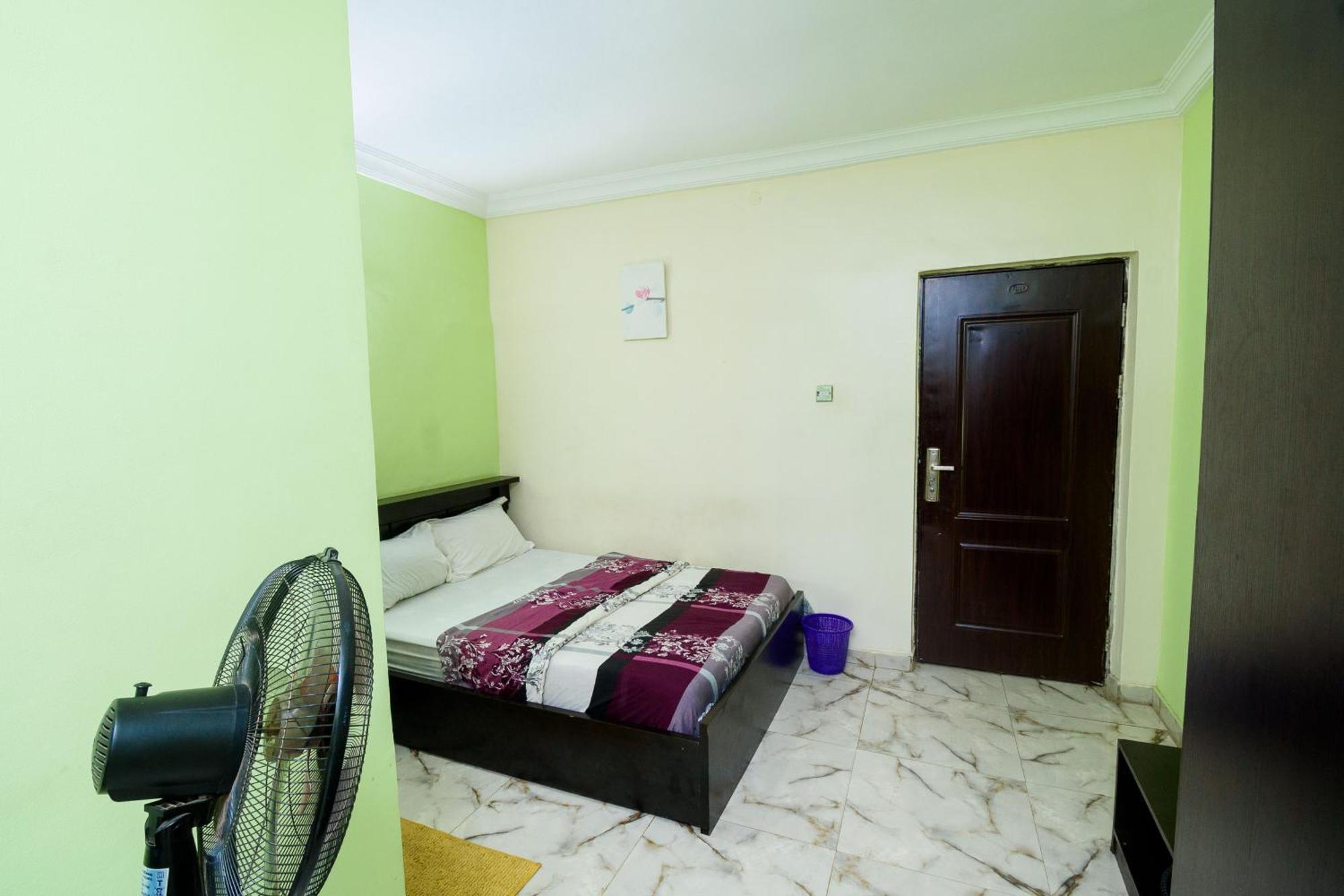 D'Tavern Apartment Ibadan Eksteriør bilde