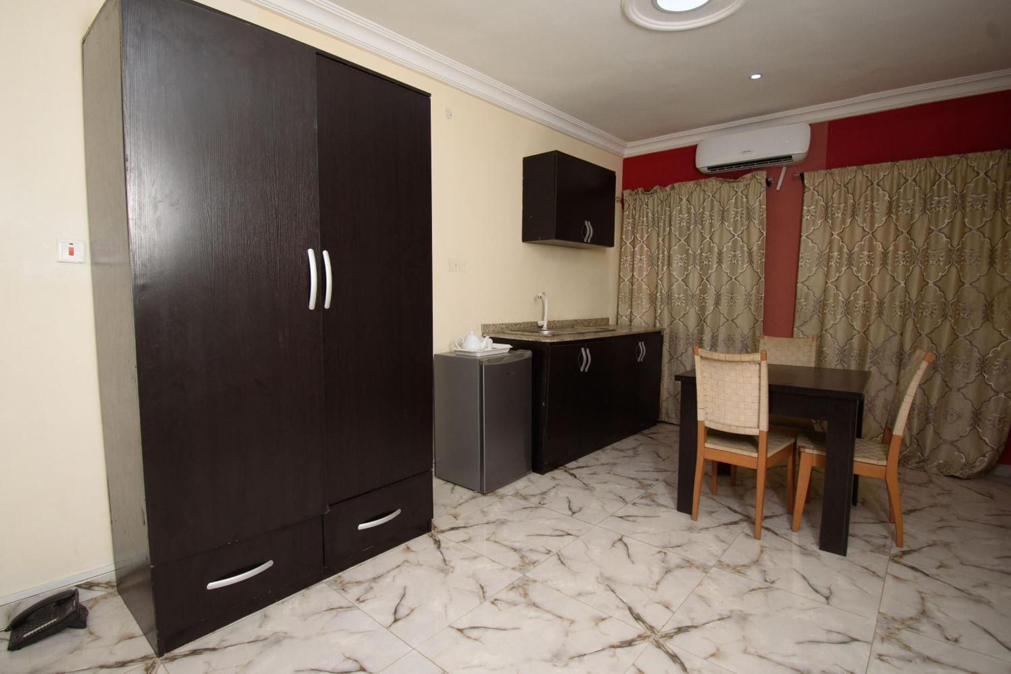 D'Tavern Apartment Ibadan Eksteriør bilde