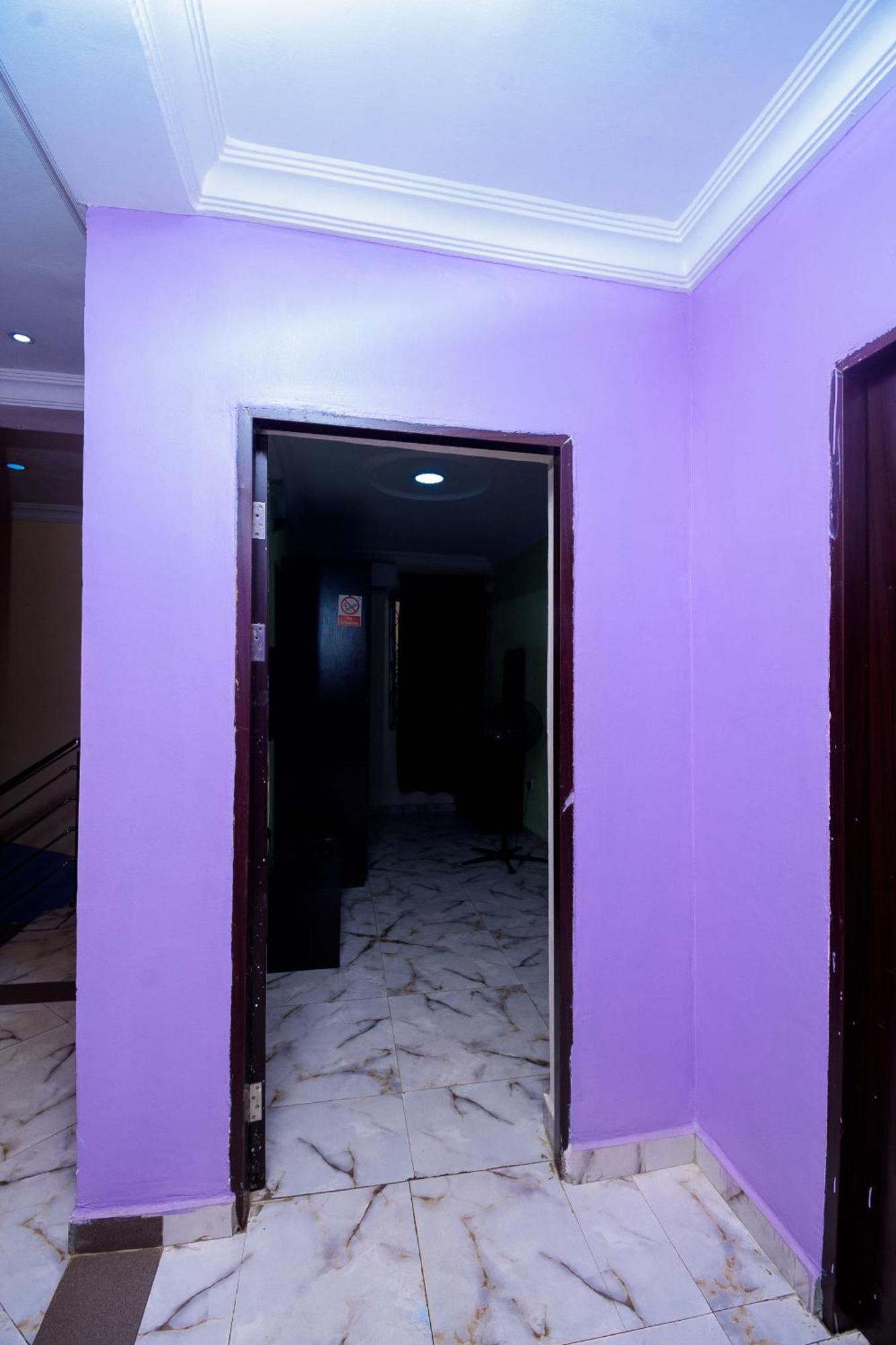 D'Tavern Apartment Ibadan Eksteriør bilde