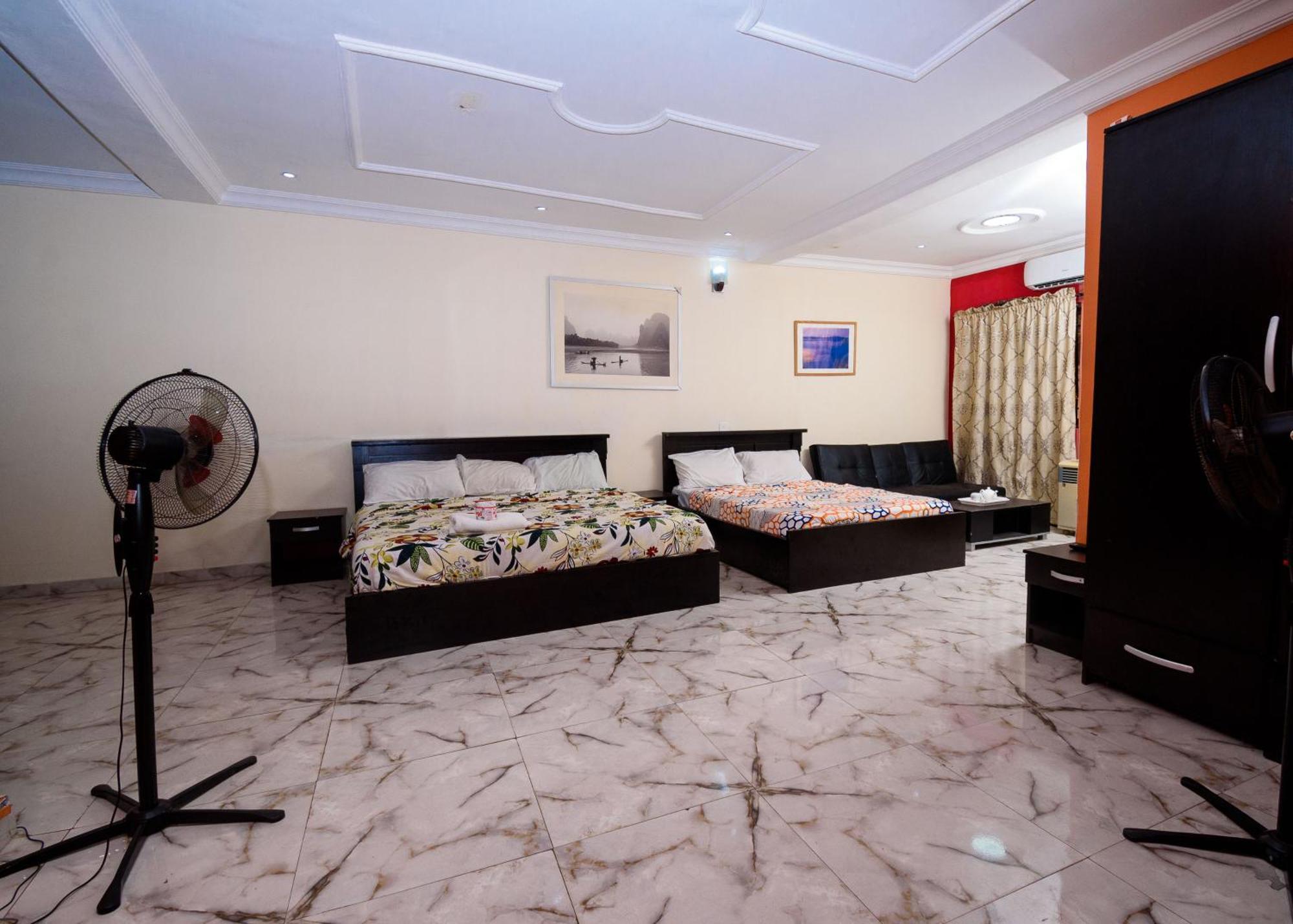 D'Tavern Apartment Ibadan Eksteriør bilde